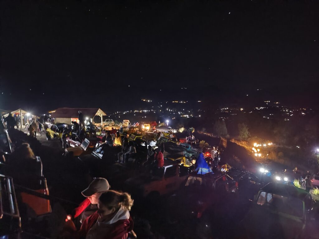 巴杜爾火山日出