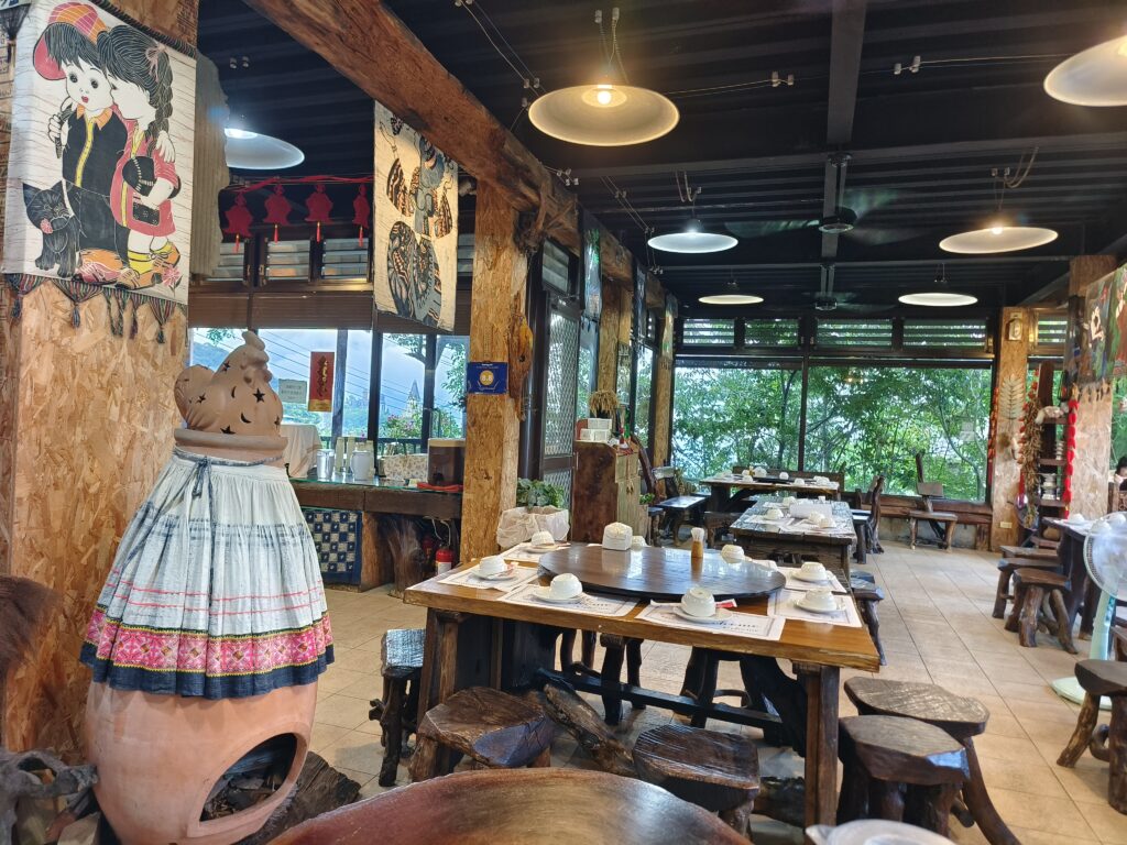 雲南十八怪景觀餐廳菜單