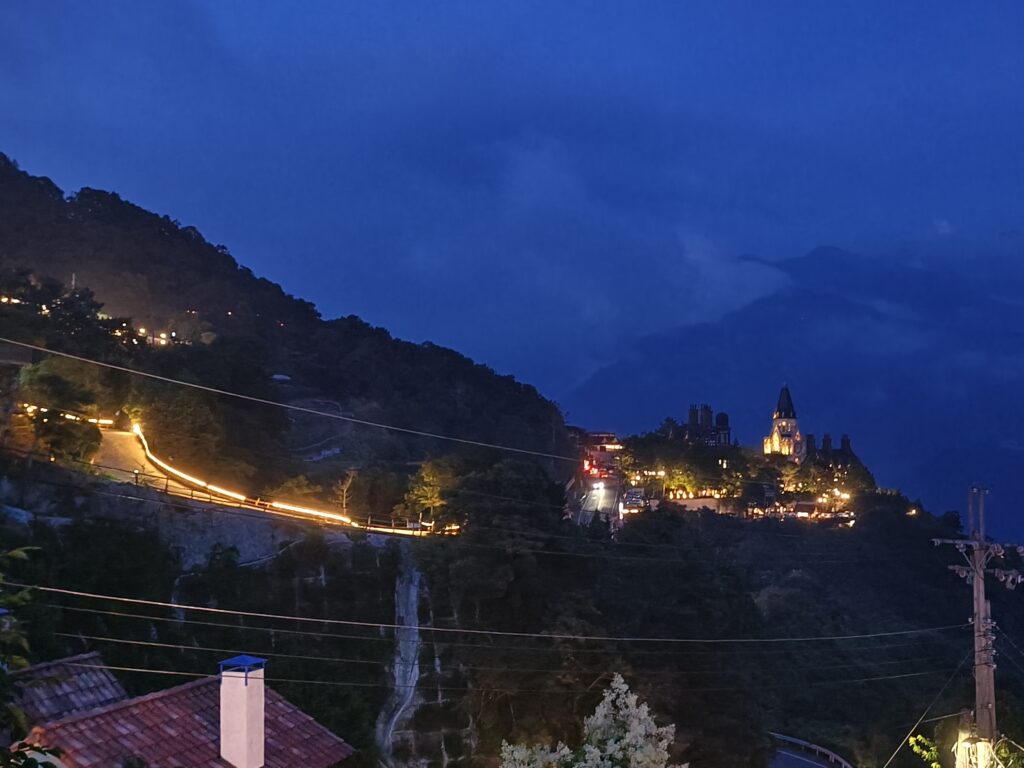 雲南十八怪景觀餐廳