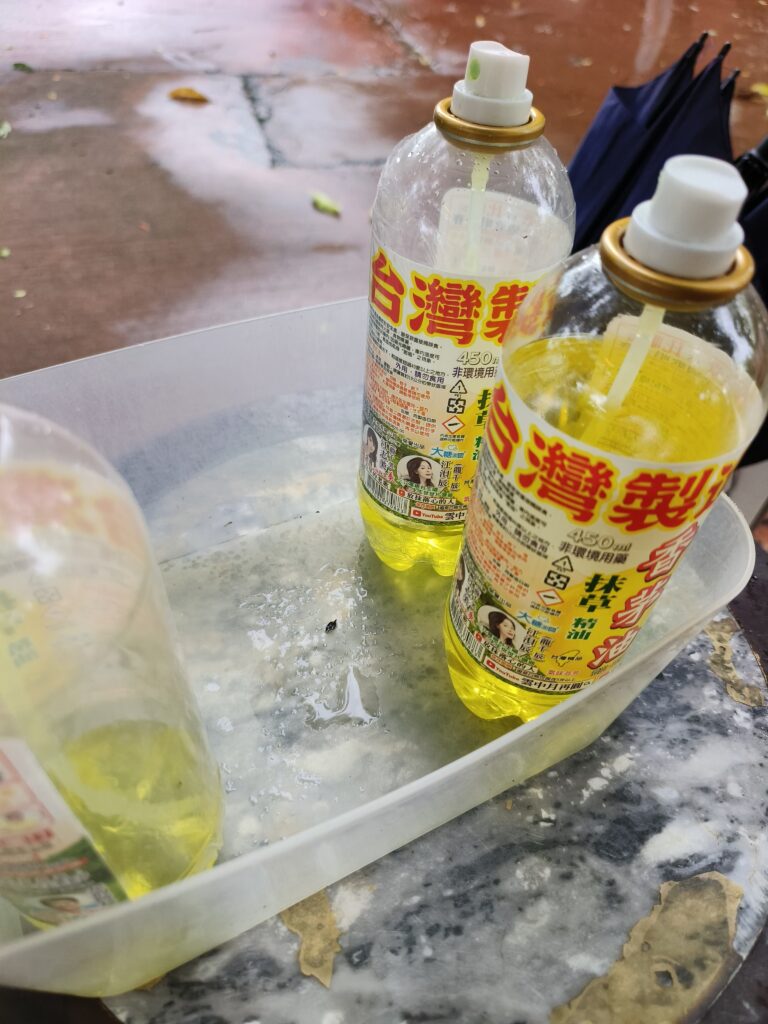 近水樓台湖畔森林咖啡