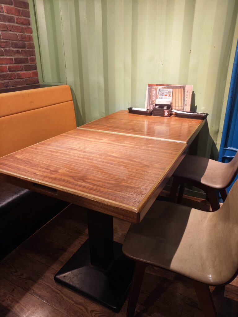 橫濱牛排微風店