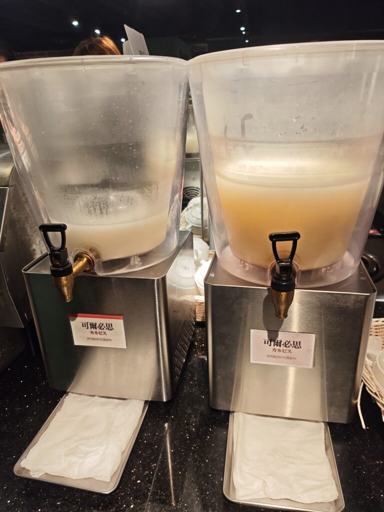 橫濱牛排微風店