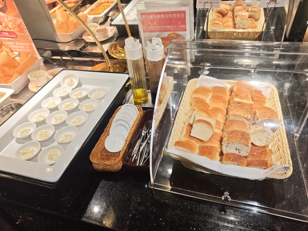 橫濱牛排微風店