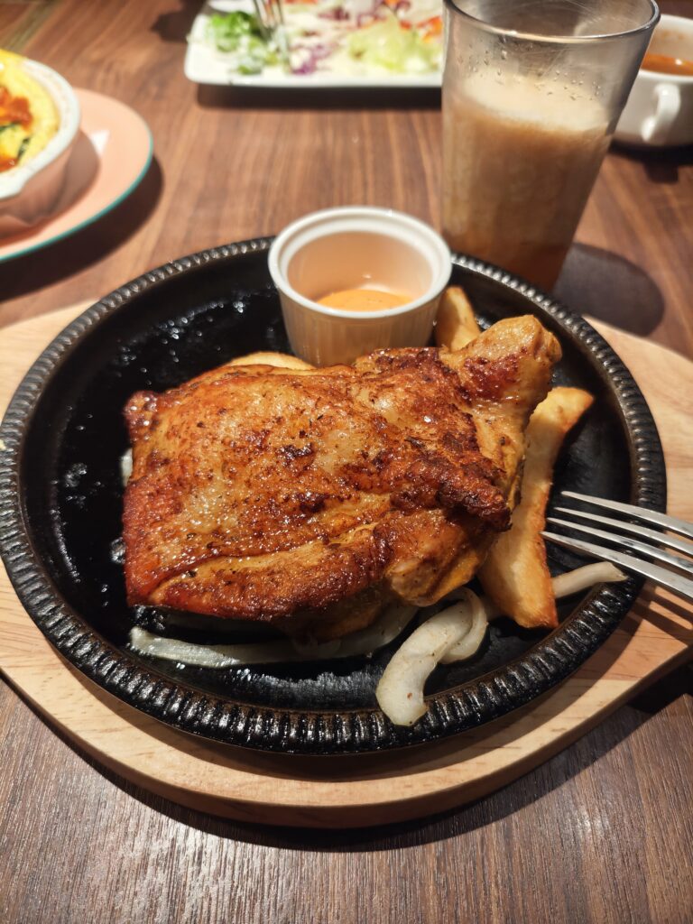 橫濱牛排微風店